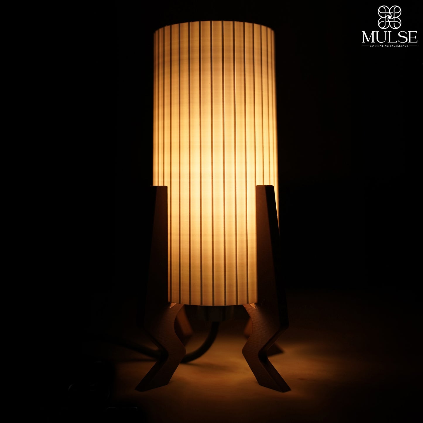 Halo Stand Table Lamp