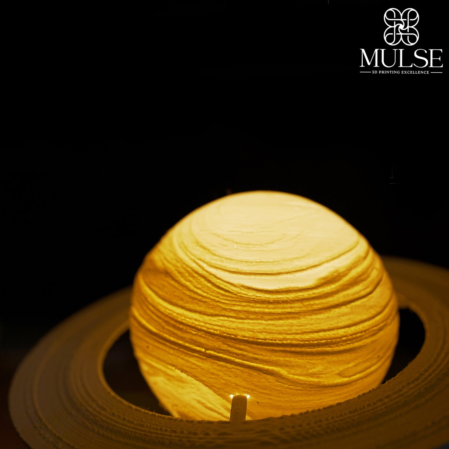 Saturn Table Lamp
