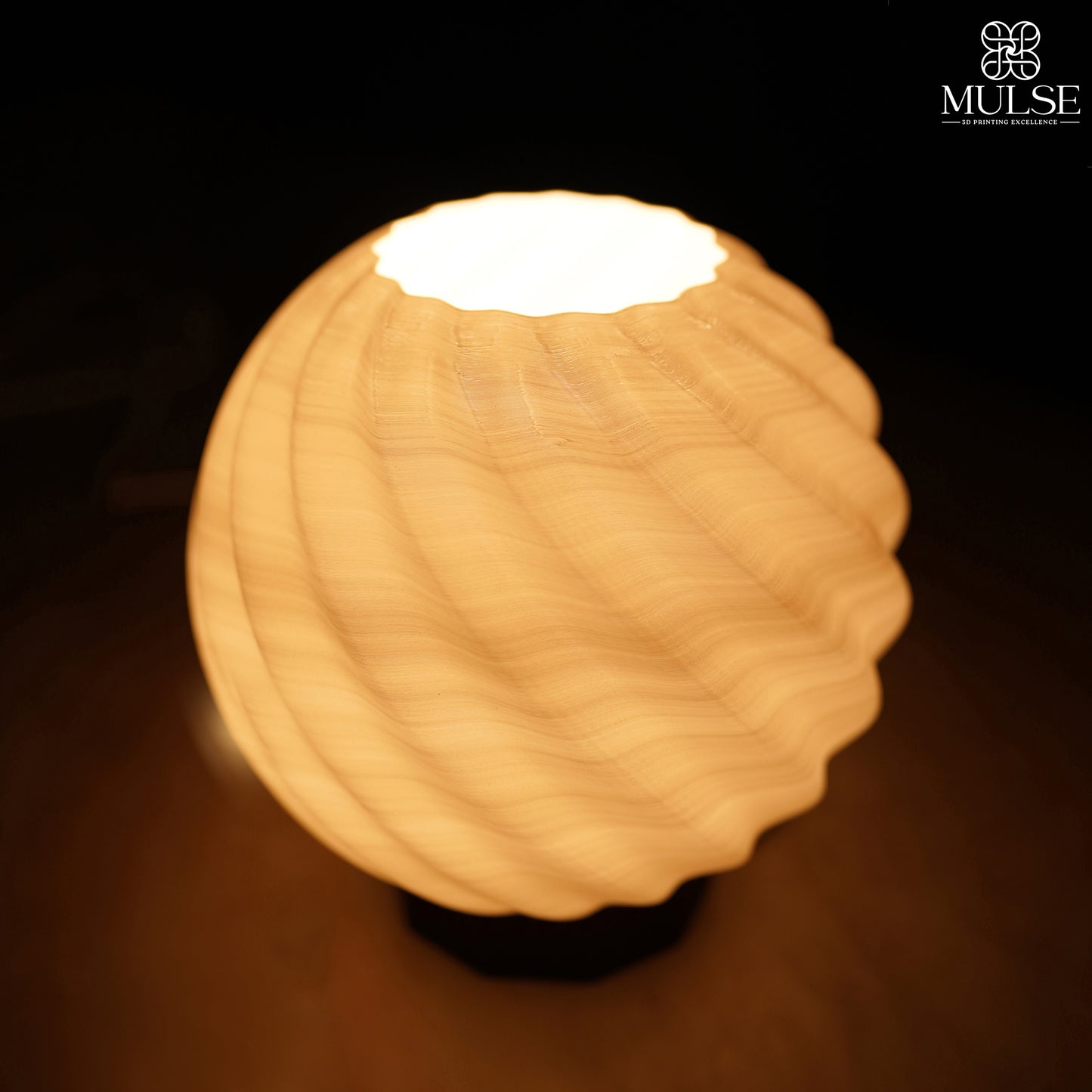 Lyric Sphere Table Light