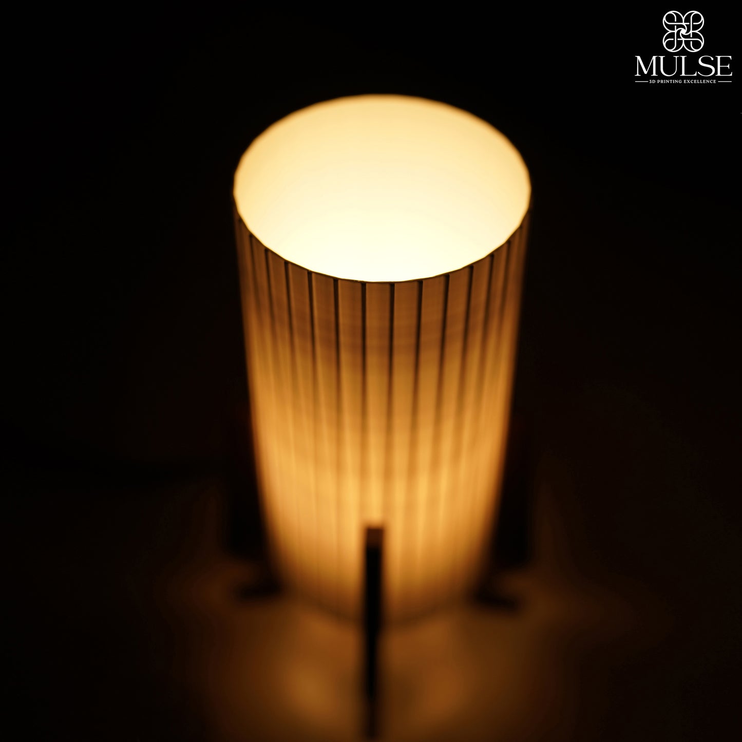 Halo Stand Table Lamp