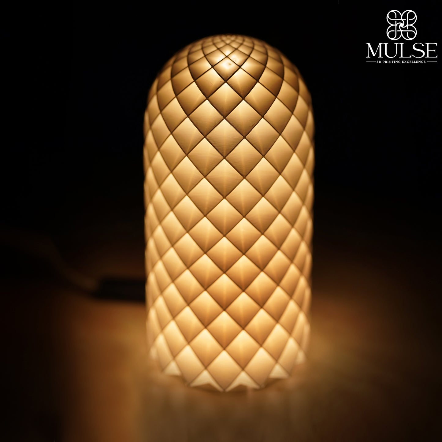 Diamond Weave Table Lamp