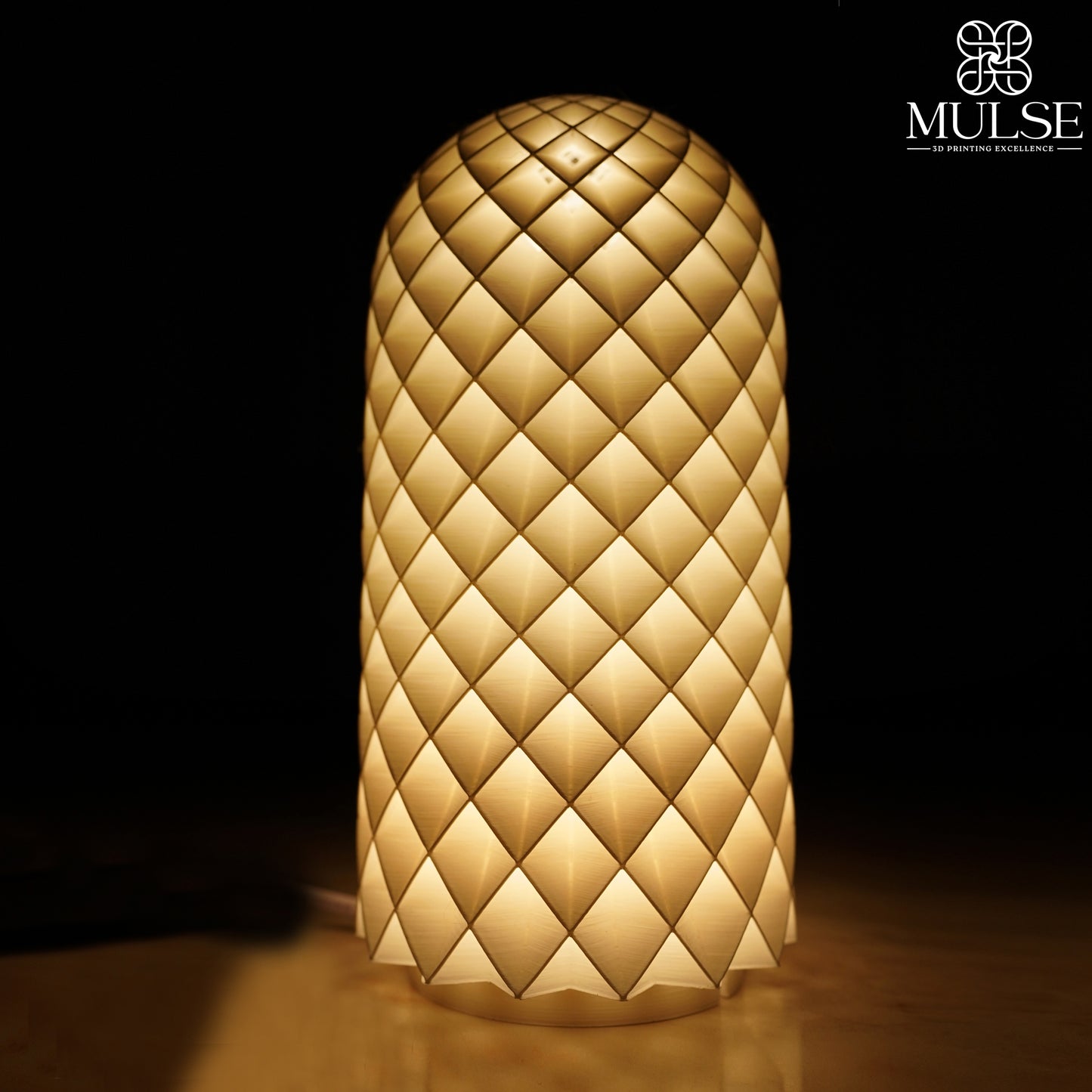 Diamond Weave Table Lamp